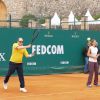 Le prince Albert II de Monaco et Tatiana Golovin à l'entraînement pour un match en double lors du Tennis Rolex Masters de Monte Carlo à Monaco le 19 avril 2014 