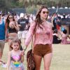 Alessandra Ambrosio et sa fille Anja au 2e jour du 2e week-end du Festival de musique de Coachella à Indio, le 19 avril 2014. Le duo mère fille est trop stylé