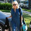 Gwen Stefani arrive chez ses parents pour Pâques. Beverly Hills, Los Angeles, le 20 avril 2014.