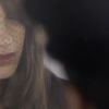 Elisa Tovati enflamme les hommes dans le clip de Eye Liner.