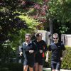 Exclusif - Nicolas Sarkozy fait son footing accompagné de 2 gardes du corps à Beverly Hills le 26 avril 2014