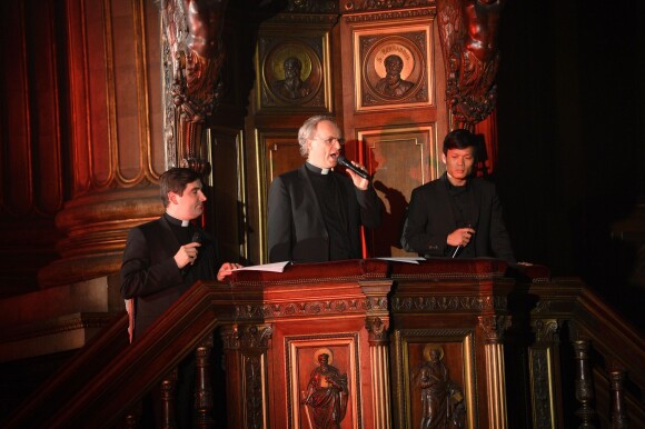 Les Prêtres (Charles Troesch, Joseph Dinh Nguyen Nguyen, et Jean-Michel Bardet) en concert exceptionnel à l'église de la Madeleine à Paris, le 24 avril 2014. 