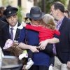 Nicolas Sarkozy, Carla Bruni et leur fille Giulia, quittent leur hôtel à Los Angeles, pour se rendre à l'aéroport LAX de Los Angeles, le 29 avril 2014.