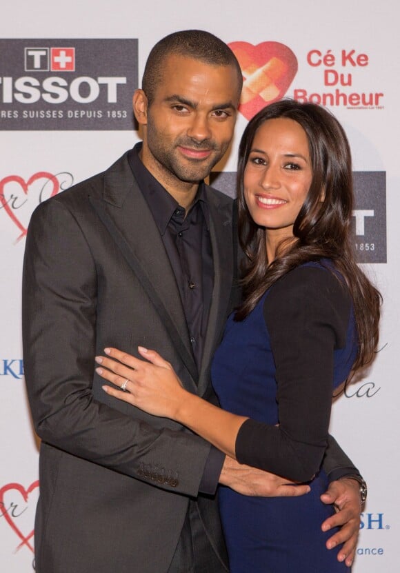 Tony Parker et sa fiancée Axelle Francine lors du gala Par Coeur de la fondation Make a Wish. Lyon, le 26 septembre 2013.