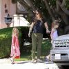 Jennifer Garner se promène avec ses filles Violet et Seraphina à Los Angeles le 3 mai 2014