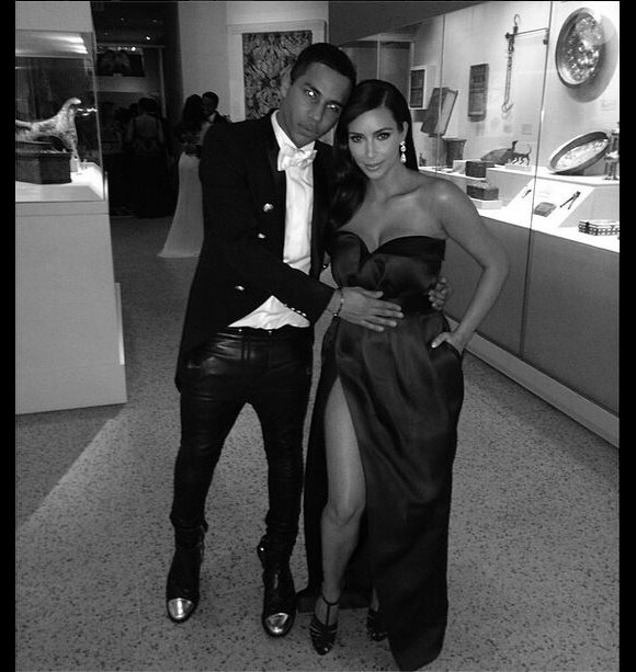 Olivier Rousteing et Kim Kardashian lors du Met Gala, au Metropolitan Museum of Art. New York, le 5 mai 2014.