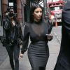 Kim Kardashian fait du shopping avec ses soeurs Kylie et Kendall Jenner à New York, le 6 mai 2014.