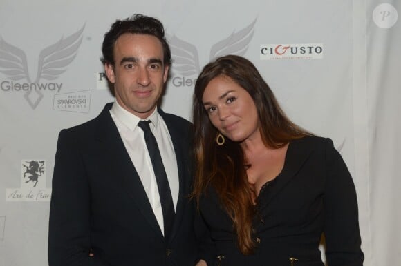Lola Dewaere et Nicolas Ullman en couple, lors de la soirée Gleenway à Paris, le 6 mai 2014.