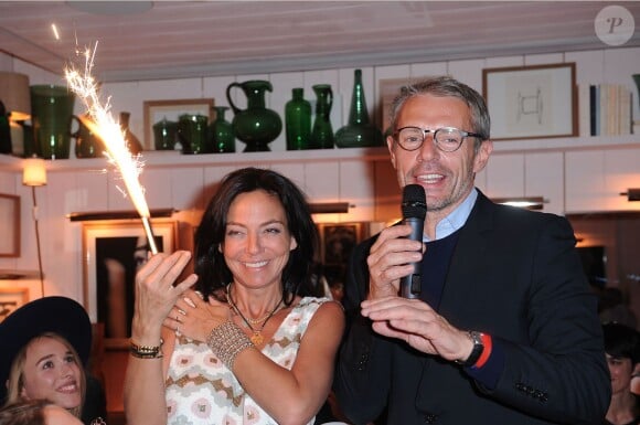 Lambert Wilson et Sandra Zeitoun à l'anniversaire de Sarah Zeitoun célébré au restaurant "Ma Cocotte" à Saint-Ouen. Le 7 mai 2014.