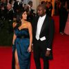Kim Kardashian et son fiancé Kanye West - Soirée du Met Ball / Costume Institute Gala 2014: "Charles James: Beyond Fashion" à New York, le 5 mai 2014. Le couple doit se marier à Paris le 24 mai 2014