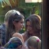 George Clooney célèbre ses fiançailles avec Amal Alamuddin entouré de ses amis au Cafe Habana à Malibu (Los Angeles) le 11 mai 2014 : Cindy Crawford ne pouvait rater l'événement