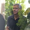 George Clooney célèbre ses fiançailles avec Amal Alamuddin entouré de ses amis au Cafe Habana à Malibu (Los Angeles) le 11 mai 2014