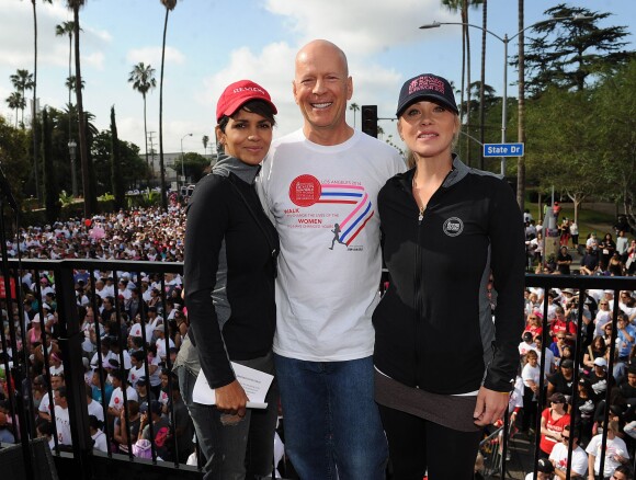 Halle Berry, Bruce Willis et Christina Applegate lors de la 21e course EIF Revlon Run/Walk For Women à Los Angeles, le 10 mai 2014.