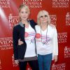 Christina Applegate et sa mère Nancy Priddy lors de la 21e course EIF Revlon Run/Walk For Women à Los Angeles, le 10 mai 2014.