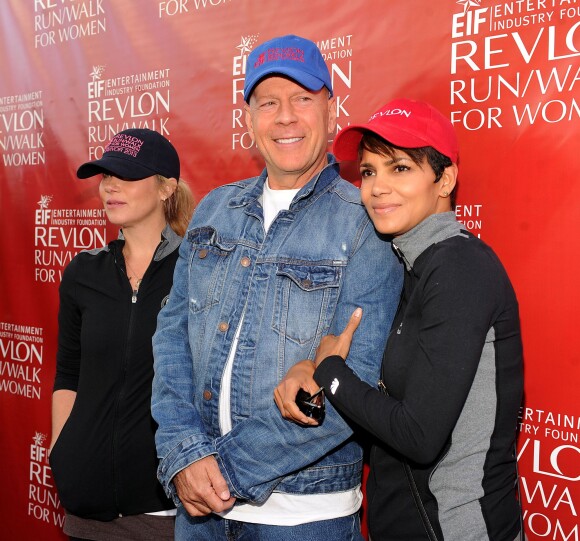 Christina Applegate, Bruce Willis et Halle Berry lors de la 21e course EIF Revlon Run/Walk For Women à Los Angeles, le 10 mai 2014.