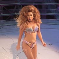 Lady Gaga délirante pour son 'Artpop Ball Tour' : La diva (encore) à moitié nue