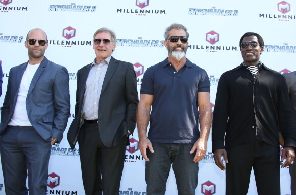 Jason Statham, Harrison Ford, Mel Gibson, Wesley Snipes - Les acteurs du film "Expendables 3" au photocall du film devant le Carlton dans le cadre du 67e festival du film de Cannes, le 18 mai 2014.