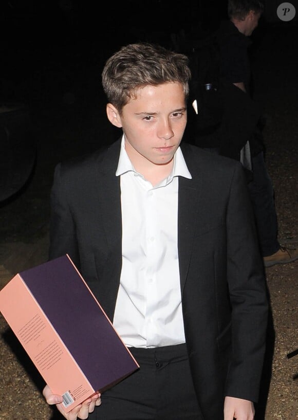 Brooklyn Beckham à la sortie des Glamour Women of the Year Awards 2013 à Londres le 4 juin 2013