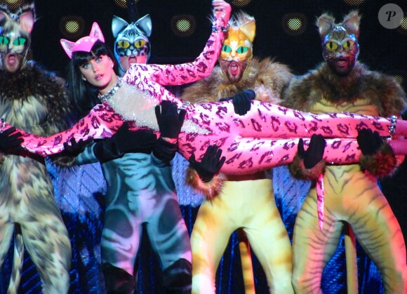 Katy Perry en concert à Nottingham dans le cadre du Prismatic Tour, le 11 mai 2014.