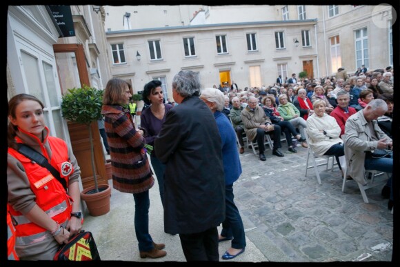 Rachida Dati a organisé une projection du film "Qu'est-ce qu'on a fait au Bon Dieu ?" en présence du producteur Romain Rojtman à la mairie du 7e arrondissement de Paris, le 26 mai 2014.