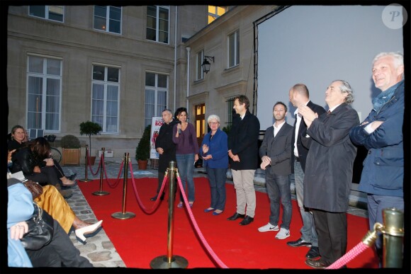 Rachida Dati organisait une projection du film "Qu'est-ce qu'on a fait au Bon Dieu ?" en présence du producteur Romain Rojtman à la mairie du 7e arrondissement de Paris, le 26 mai 2014.