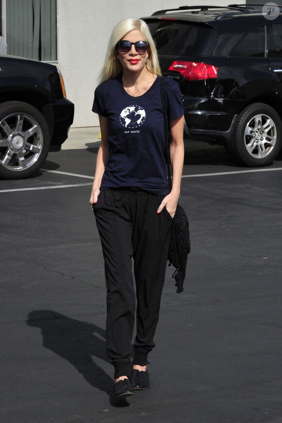 Tori Spelling arrive sur le plateau de sa nouvelle série Mystery Girls à Los Angeles, le 28 mai 2014.