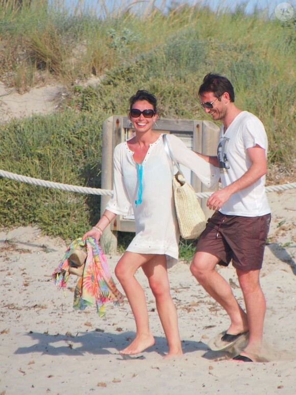 Exclusif - Le joueur de football Frank Lampard passe ses vacances avec sa fiancée Christine à Formentera, le 5 juin 2013.