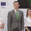 Felipe et Letizia d'Espagne lors de la remise des Prix Européens de l'Environnement le 5 juin 2014 à Madrid.