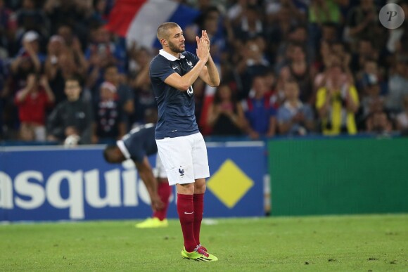 Karim Benzema lors du match France-Jamaïque à Lille le 8 juin 2014.