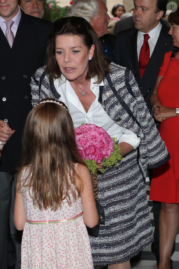 La princesse Caroline de Hanovre, avec son frère le prince Albert, a procédé le 14 juin 2014 à la réouverture de la Roseraie Princesse-Grace et assisté au 47e concours international de bouquets. Deux semaines après l'annonce officielle de sa grossesse, la princesse Charlene était également présente, pour baptiser une rose à son nom.