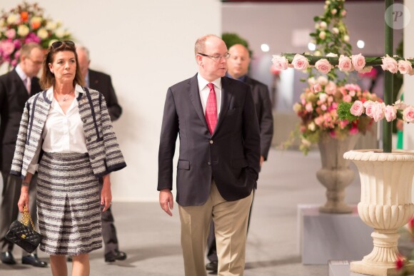 Le prince Albert II de Monaco et la princesse Caroline de Hanovre ont procédé le 14 juin 2014 à la réouverture de la Roseraie Princesse-Grace et assisté au 47e concours international de bouquets. Deux semaines après l'annonce officielle de sa grossesse, la princesse Charlene était également présente, pour baptiser une rose à son nom.