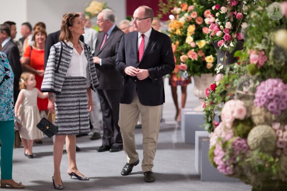 Le prince Albert II de Monaco et la princesse Caroline de Hanovre ont procédé le 14 juin 2014 à la réouverture de la Roseraie Princesse-Grace et assisté au 47e concours international de bouquets. Deux semaines après l'annonce officielle de sa grossesse, la princesse Charlene était également présente, pour baptiser une rose à son nom.