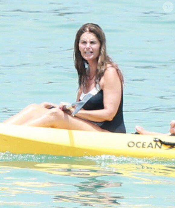 Exclusif - Maria Shriver en vacances avec ses fils Patrick et Christopher au Mexique, le 14 juin 2014.