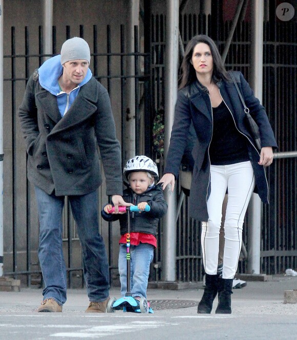 Josh Lucas, son ex-femme Jessica et leur fils Noah, à New York, le 2 avril 2014.