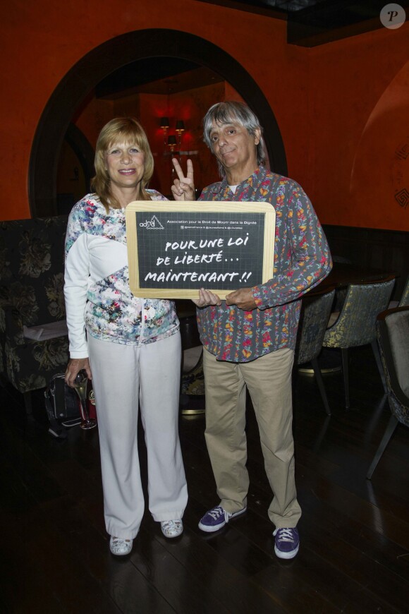 Exclusif - Stone et son mari Mario d'Alba au dîner avec les membres du comité d'honneur de l'ADMD (l'Association pour le Droit de Mourir dans la Dignité) au Buddha Bar à Paris, le 17 juin 2014.