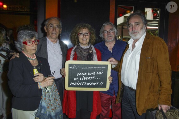 Exclusif - Françoise Xenakis, François de Closets, Mireille Dumas et Christian Rauth, guest au dîner avec les membres du comité d'honneur de l'ADMD (l'Association pour le Droit de Mourir dans la Dignité) au Buddha Bar à Paris, le 17 juin 2014.