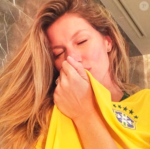 Gisele Bündchen, supportrice sexy de la sélection brésilienne pendant la Coupe du monde de football