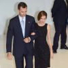Le roi Felipe VI et la reine Letizia d'Espagne assistent à la remise du prix de la Fondation Prince de Gérone en Espagne le 26 juin 2014.