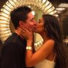 Samir Nasri fête ses 27 ans avec sa belle Anara Atanes le 27 juin 2014.