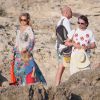 Exclusif - Kate Hudson, son compagnon Matt Bellamy et leur fils Bingham Hawn Bellamy en vacances à Formentera en Espagne le 25 juin 2014.