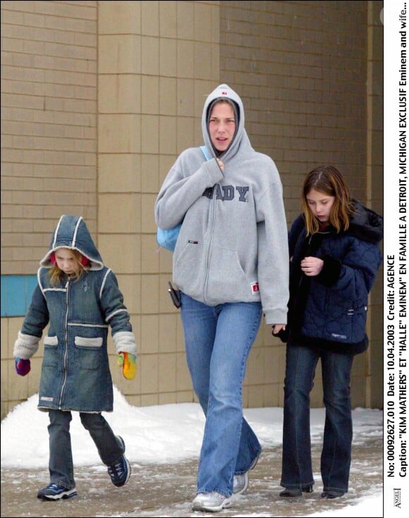 Kim Scott avec sa fille Hailie à Détroit le 10 avril 2003. 