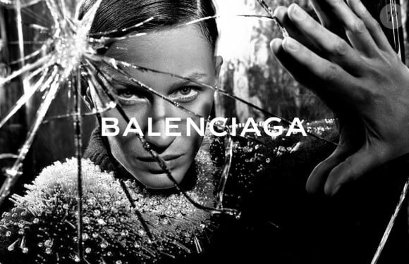 Gisele Bündchen, photographiée par Steven Klein pour la campagne publicitaire automne-hiver 2014 de Balenciaga.