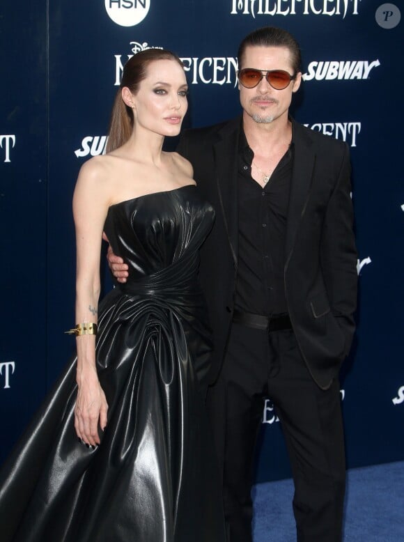 Angelina Jolie et Brad Pitt à la première du film "Maleficent" à Los Angeles le 28 mai 2014. 