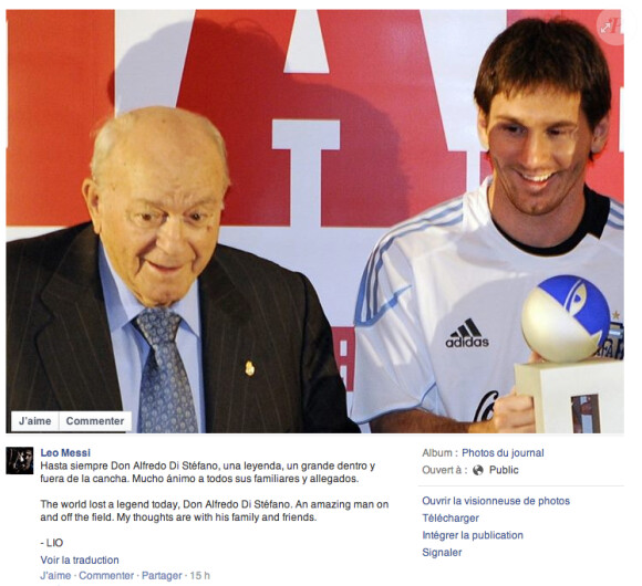 Lionel Messi rend hommage à Alfredo Di Stefano mort le 7 juillet 2014.