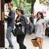 Kim Kardashian va dîner avec sa soeur Kourtney Kardashian et Scott Disick à New York, le 7 juillet 2014.