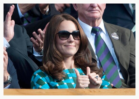 Bien joué, Jessica ! Le 15 juillet 2014, une soi-disant amie de Kate Middleton (vue ici lors de la finale de Wimbledon le 6 juillet à Londres) a affirmé que la duchesse de Cambridge était enceinte de son second enfant. Le problème : elle est un peu mytho, Jessica...