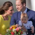 Le prince William, Kate Middleton, duchesse de Cambridge, et leur fils le prince George arrivent à Sydney en provenance de la Nouvelle-Zélande. Le 16 avril 2014.