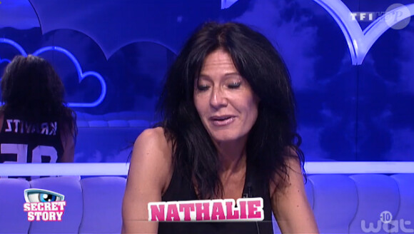 Nathalie dans la quotidienne de Secret Story 8, sur TF1, le jeudi 24 juillet 2014
