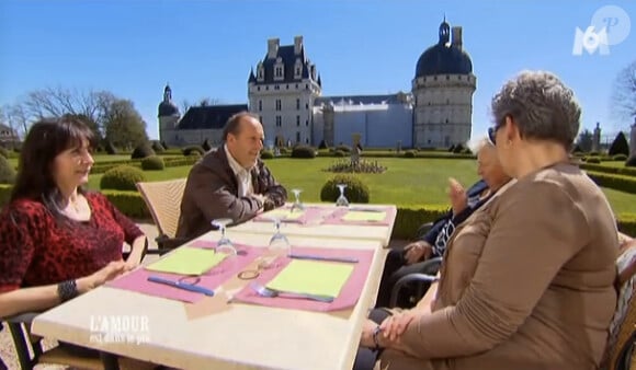 Visite d'un chateau pour Thierry et ses prétendantes (dans L'Amour est dans le pré 2014, le lundi 28 juillet 2014.)