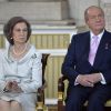 La reine Sofia et le roi Juan Carlos lors de la cérémonie officielle d'abdication au palais royal de Madrid, le 18 juin 2014